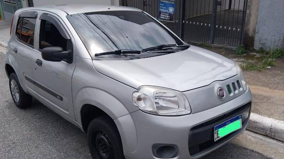 FIAT UNO 1.0 EVO VIVACE 8V FLEX 4P MANUAL